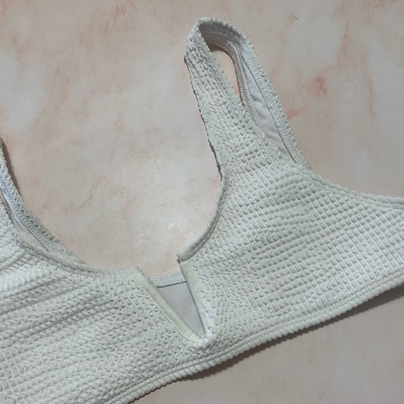 White Ribbed Bikini - Picture 9 of 14